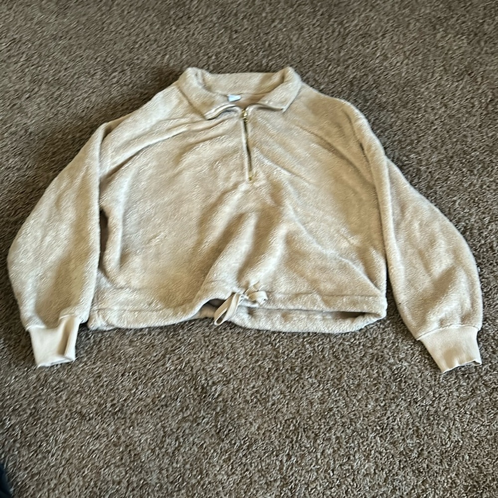 Crop fleece